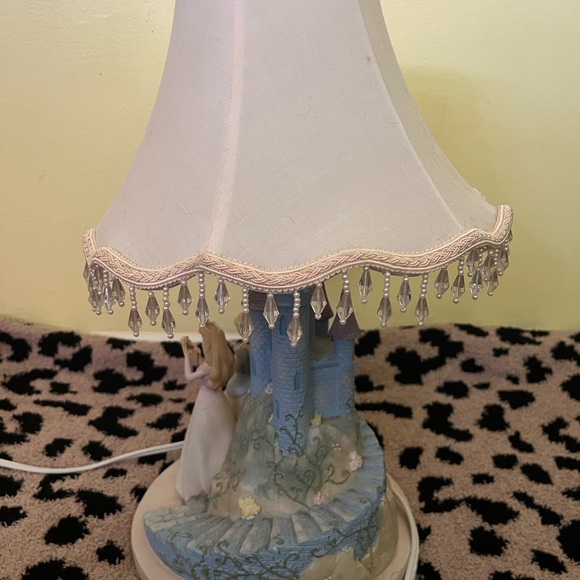 Disney Princess Castle Table Lamp - Picture 6 of 11